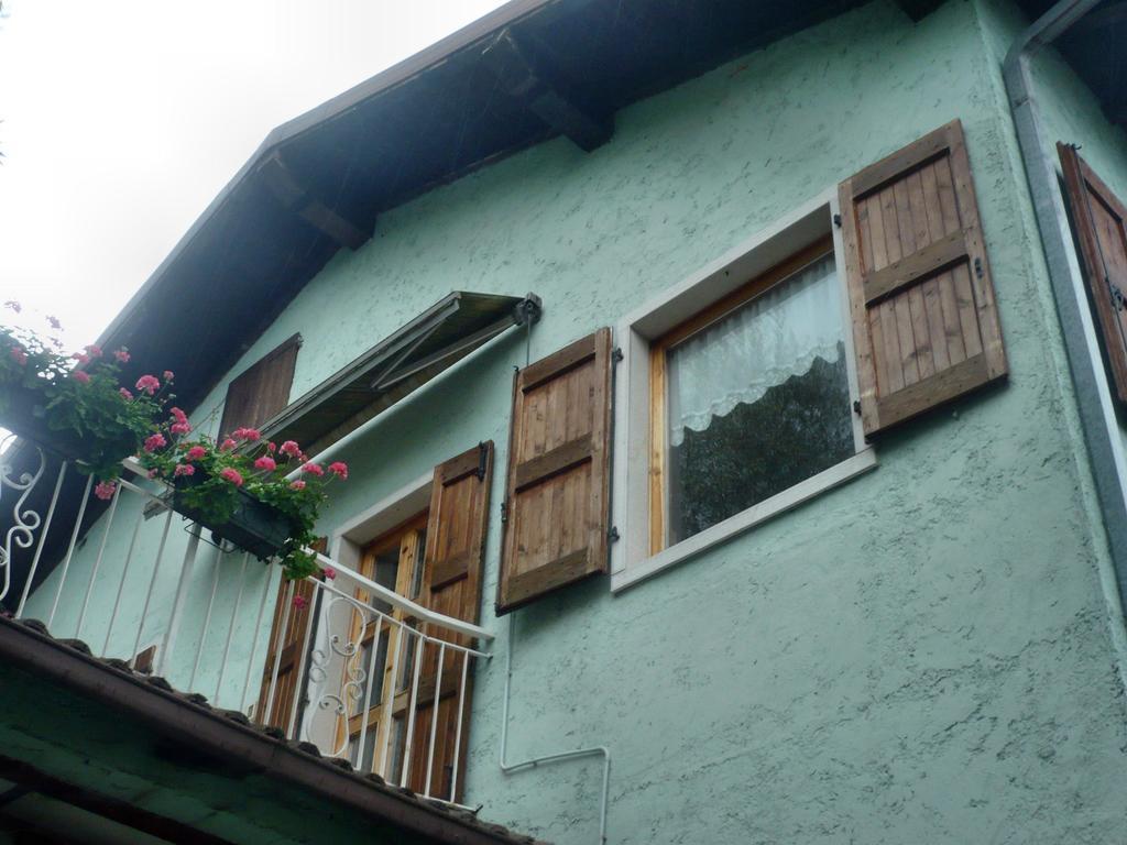 Appartamento Michela Brenzone sul Garda Habitación foto
