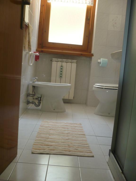 Appartamento Michela Brenzone sul Garda Habitación foto