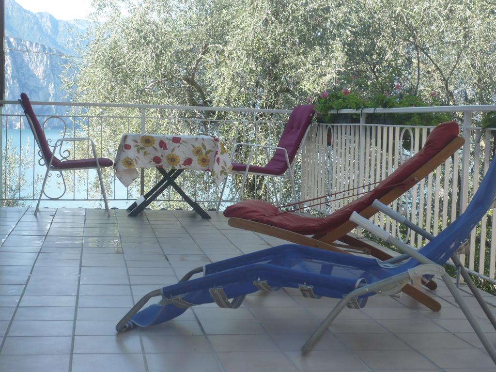 Appartamento Michela Brenzone sul Garda Habitación foto